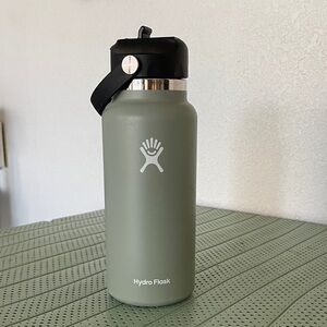 Hydro Flask Flip Top 32 OZ Sage Green